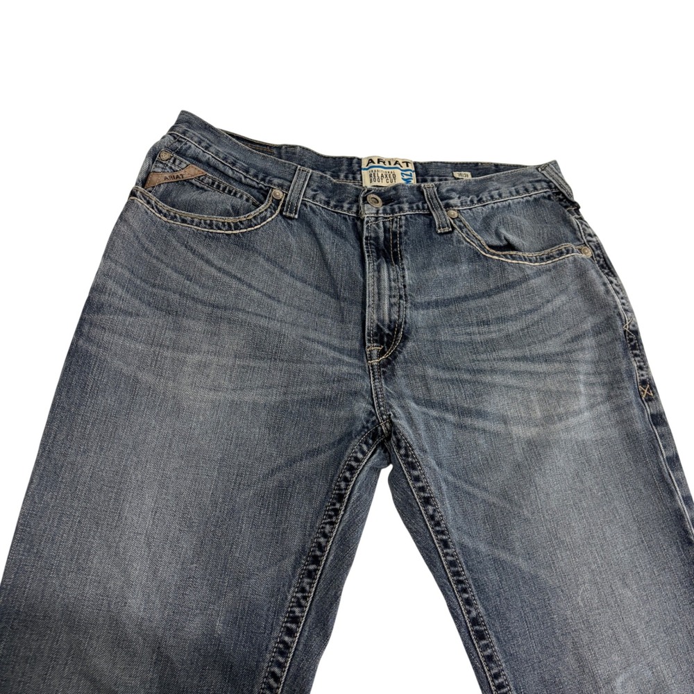 Ariat M2 Relaxed Boot Cut Blue Jeans Mens 38x34 Heavy Stitch Faded Whiskering